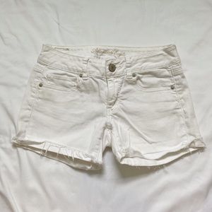 White American Eagle Shorts